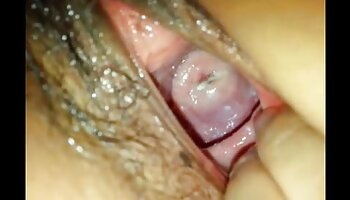 Splendida trans seghe con il suo porno nonna gratis enorme cazzo
