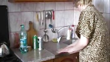 L'adorabile Timea Bela si fa produrre la sborra video porno nonne gratis dalla propria figa